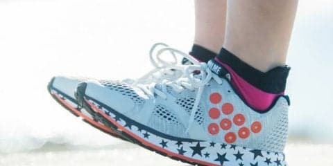 日本発のスポーツブランド「SVOLM」がランニングシューズ発売