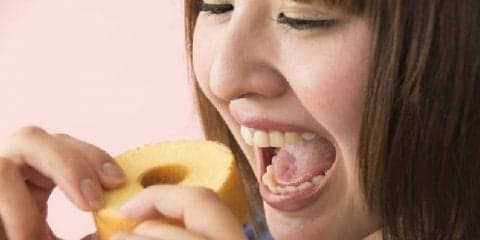 やめられない！甘いお菓子の食べ過ぎを防ぐためには