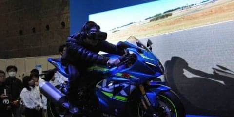 スズキ GSX‐R1000R のケビン・シュワンツになるVR…大阪モーターサイクルショー2018