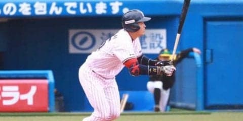 ヤクルト、ドラ1村上がデビュー戦でマルチ安打　初得点もマーク