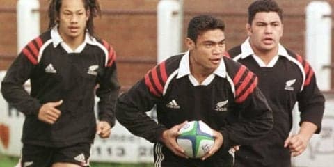  コカ・コーラでもプレーした元NZ代表のディラン・ミカ氏、45歳で死去。 