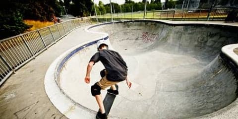 子ども向けスケボーレッスン開催！小学1～4年生限定、1人2000円でスケボーテクニックを学べる