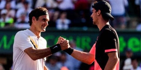 フェデラーNo.1陥落決定。世界175位コキナキスにまさかの初戦敗退[男子テニスATPワールドツアー マスターズ1000 マイアミ]