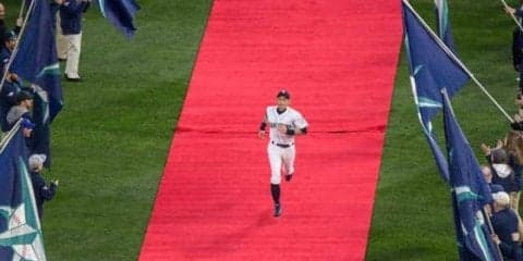 【MLB】イチロー、復帰戦無安打も本拠地大歓声に感慨「シアトルを離れたくないな」