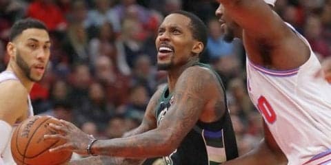 プレーオフ進出確定間近のバックス、ブランドン・ジェニングスと正式契約を結ぶ