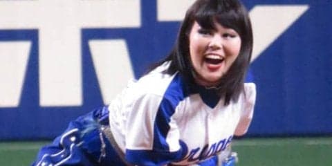 ブルゾンちえみが中日vs巨人戦で球速35億キロの始球式　自己採点は「35億点」