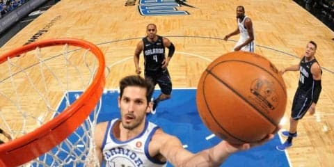 ウォリアーズが非情な決断、クイン・クックと契約するためオムリ・カスピを解雇