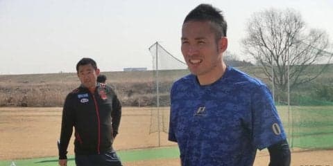 クリケット打撃の難しさ 野球にはないワンバウンドで浮き上がる球への対応