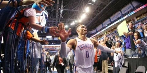 ウェストブルックが最終戦でノルマ超え、前人未到の連続平均トリプル・ダブル達成