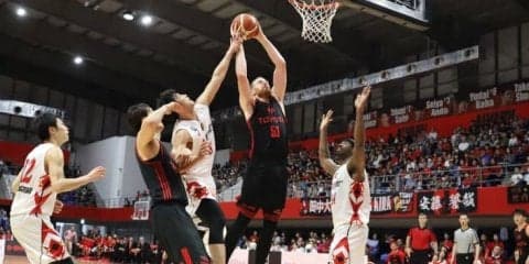 後半24失点と堅守復活、アルバルク東京が名古屋Dを封じ込め前日の借りを返す