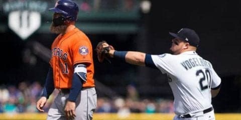 MLBで「史上最も奇妙なトリプルプレー？」　あっという間に動画再生25万回超