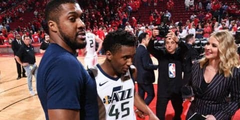 ジャズが敵地を攻略、ロケッツとの第2戦を勝利して1勝1敗のイーブンに持ち込む