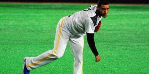 ホークス、スアレスが投手練習に参加も　倉野C「今はキャンプ中くらいの形」