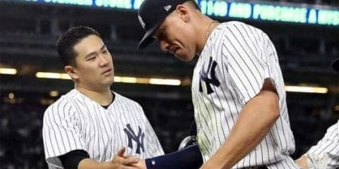 【MLB】「空飛ぶジャッジ、見た？」　2M長身強打者の豪快ダイブ捕球が話題に