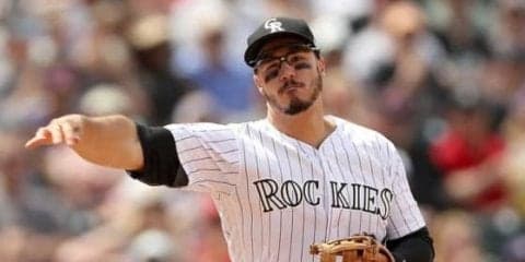 【MLB】NO1三塁手アレナド、驚異の膝立ち送球も…ファンは“麻痺”!?「いつも通り」