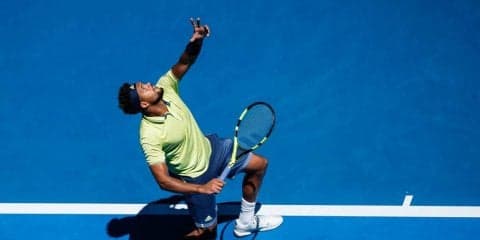 ツォンガは左膝を理由に「全仏オープン」への出場を見送り