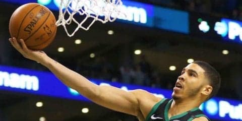 NBAオールルーキーチーム発表、シモンズとミッチェルは満場一致の100票を集める