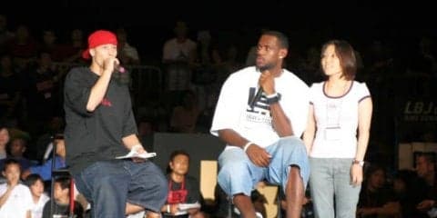 横浜アリーナはバスケとは縁遠い？　あの夏のレブロン・ジェームズを思い出せ！