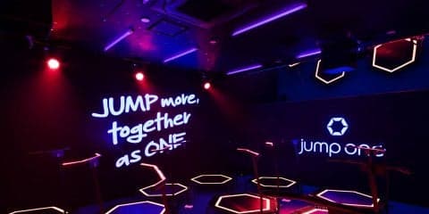 夜景を見ながらダイエット！トランポリンフィットネスイベント「Airy jump」で非日常感を味わう