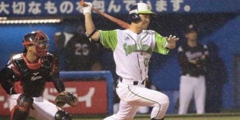 ヤクルト、バレの決勝弾で快勝　西浦4号＆雄平は適時三塁打、中尾が4勝目