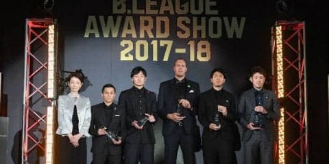 『B.LEAGUE AWARD SHOW2017-18』、MVP受賞の比江島慎「ワクワクするようなプレーを、続けていきます」