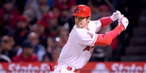 大谷、4試合ぶりヒット！　MLB最年長45歳コロンから第1打席に右中間二塁打