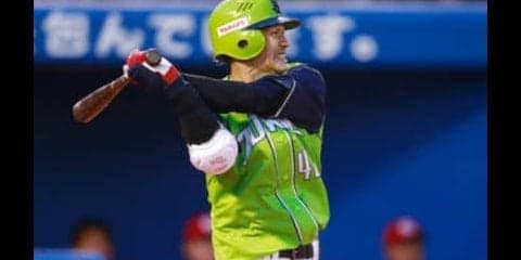 ヤクルトに献身する坂口智隆。バレンティンも「グッチとは通じ合う」