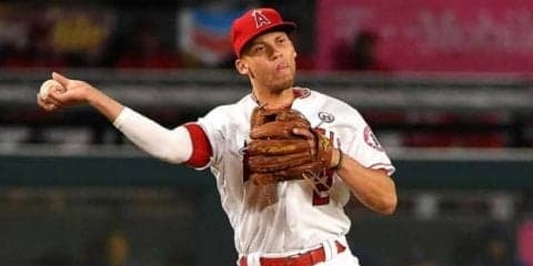 【MLB】途中交代のエ軍名手シモンズ、右足首捻挫は「ダグアウトの階段降りる際に…」