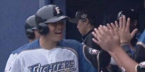 日ハム清宮、“祝砲”の10号2ラン　早実の先輩・斎藤佑が30歳誕生日に先発