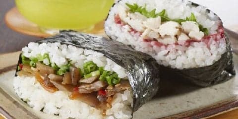 ダイエット中ならコレ！話題の「おにぎらず」の具材6選