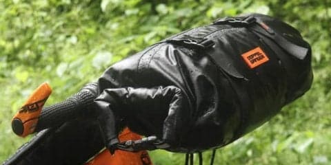 風呂敷構造の自転車用フロントバッグ「ラップハンドルバーバッグ」発売