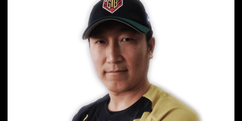 飯原 誉士 9 外野手兼コーチ