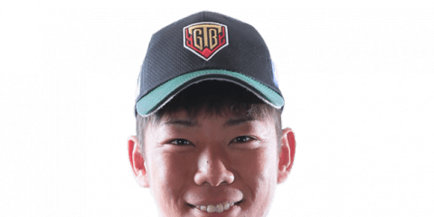 山崎 貴之 32 外野手