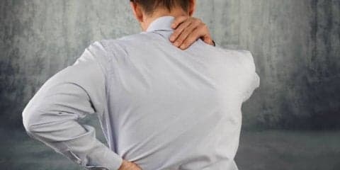 コリやすい部位トップ3は「肩・首・腰」！もっともコリに苦しんでいる県は？