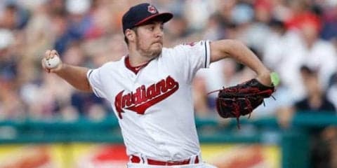 【MLB】驚異の変化に打者フリーズ…“半端ない”ナックルカーブが話題に「衝撃的だ」