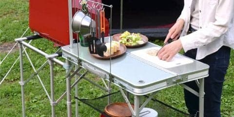 キャンプでの料理が楽しくなるアウトドアキッチンテーブル発売