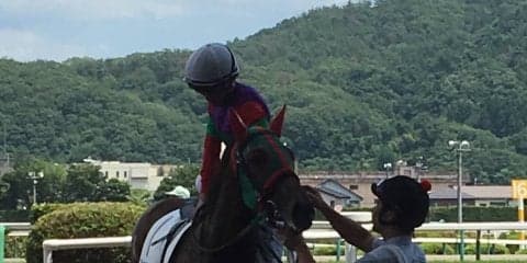 土曜福島５Ｒ新馬はハナブショウが逃げ切る