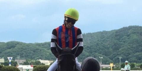 土曜福島１１Ｒ・テレビユー福島賞はレジーナフォルテがＶ