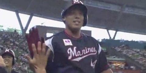 ロッテ井上、初回に特大の先制15号3ラン　外角球を豪快に引っ張る