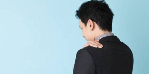 Twitterで調査！つらい「肩こり」、どう解消してる？