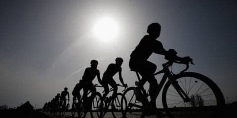 エンデュランスロードレーサーのナガセキヒロキが挑戦、五大陸制覇プロジェクトを楽天がサポート