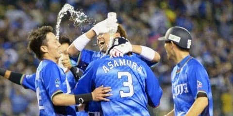 相手守護神を打ち崩す！埼玉西武・浅村が自身6度目のサヨナラ打！