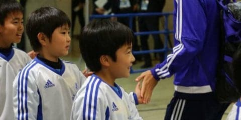 サッカー日本代表戦のウェルカムキッズとハイタッチキッズを募集