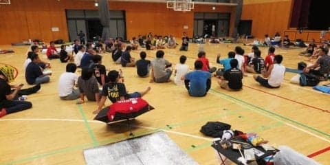 鈴鹿8耐、台風12号直撃！名物「逆バンクキャンプ」参加者はそのとき