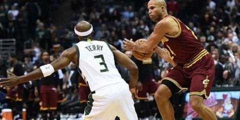 大物選手らの契約が落ち着き、これから始まる大ベテランの就活