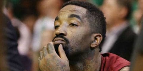 『世紀の凡ミス』の汚名返上は新天地ロケッツで？ JR・スミスに移籍の噂が浮上