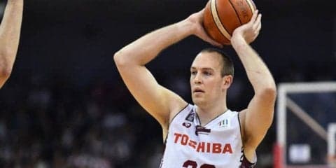 ニック・ファジーカスが左足関節遊離体摘出手術、全治6～8週間で代表活動に懸念