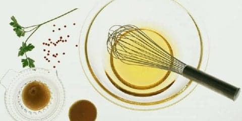 話題の植物オイルをチェック！効能と効果的な使い方