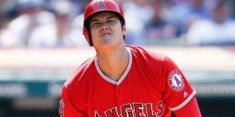【MLB】大谷、剛腕ミラーの151キロ直球が右膝直撃　メジャー初死球に思わず声あげる