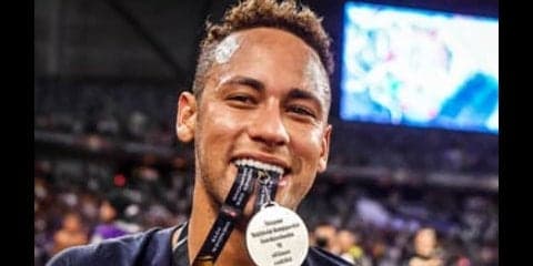 仏リーグは今季もPSGが本命。唯一の不安はネイマールと新監督の相性か